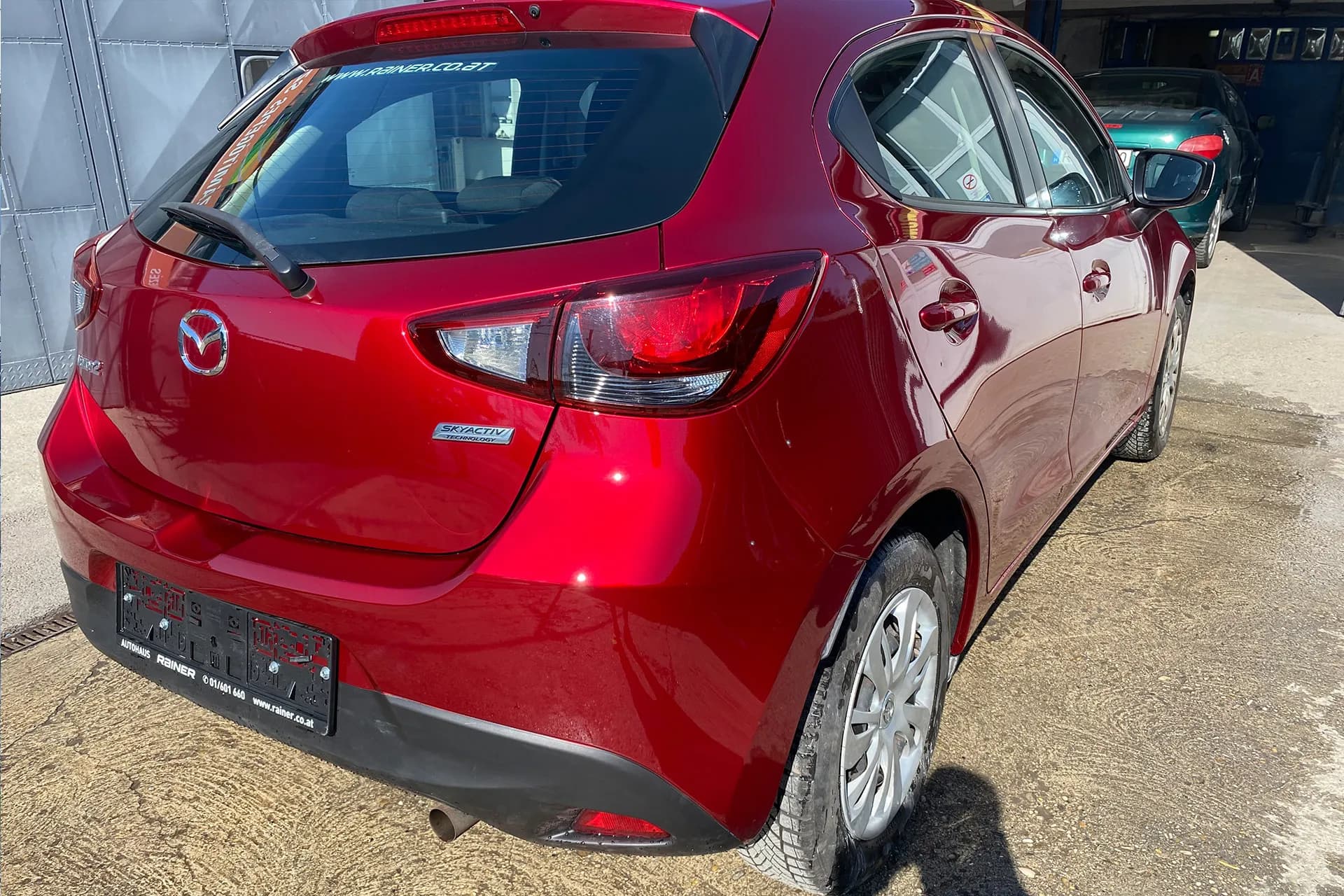 Mazda 2 Gen 3 — 2