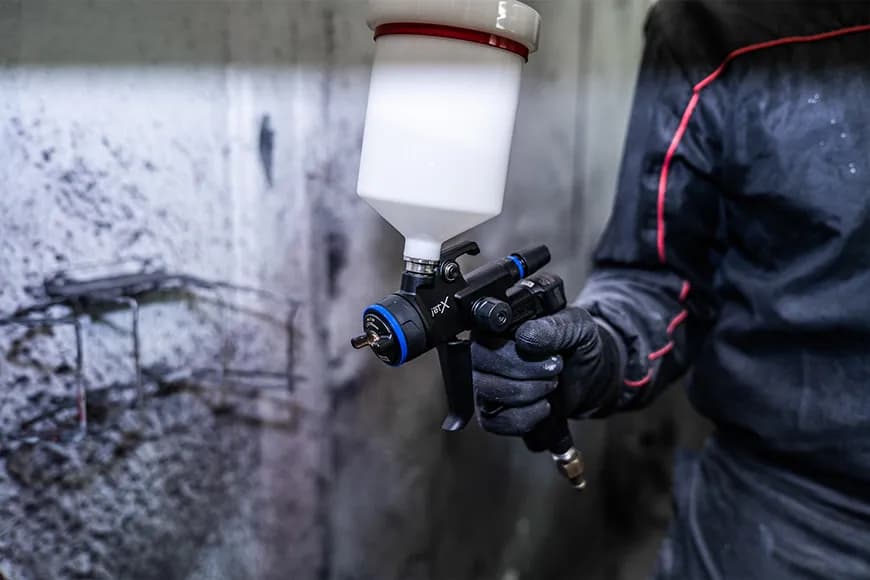 Professzionális fényezőpisztoly – számítógépes színkeverés